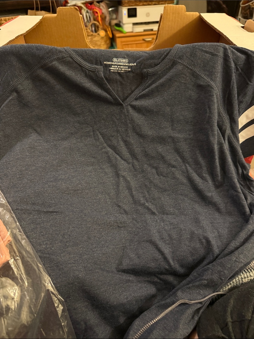Plus size basic tshirt bundle - Picture 3 of 4